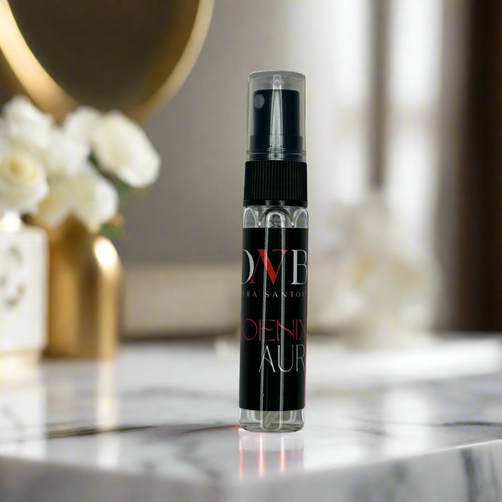 unisex fragrance sample size with notes of jasmine, pineapple, bergamot, blackcurrant, Apple, Birch, Patchouli, Pinkberries, Musk, Vanilla, Ambergris, Oakmoss